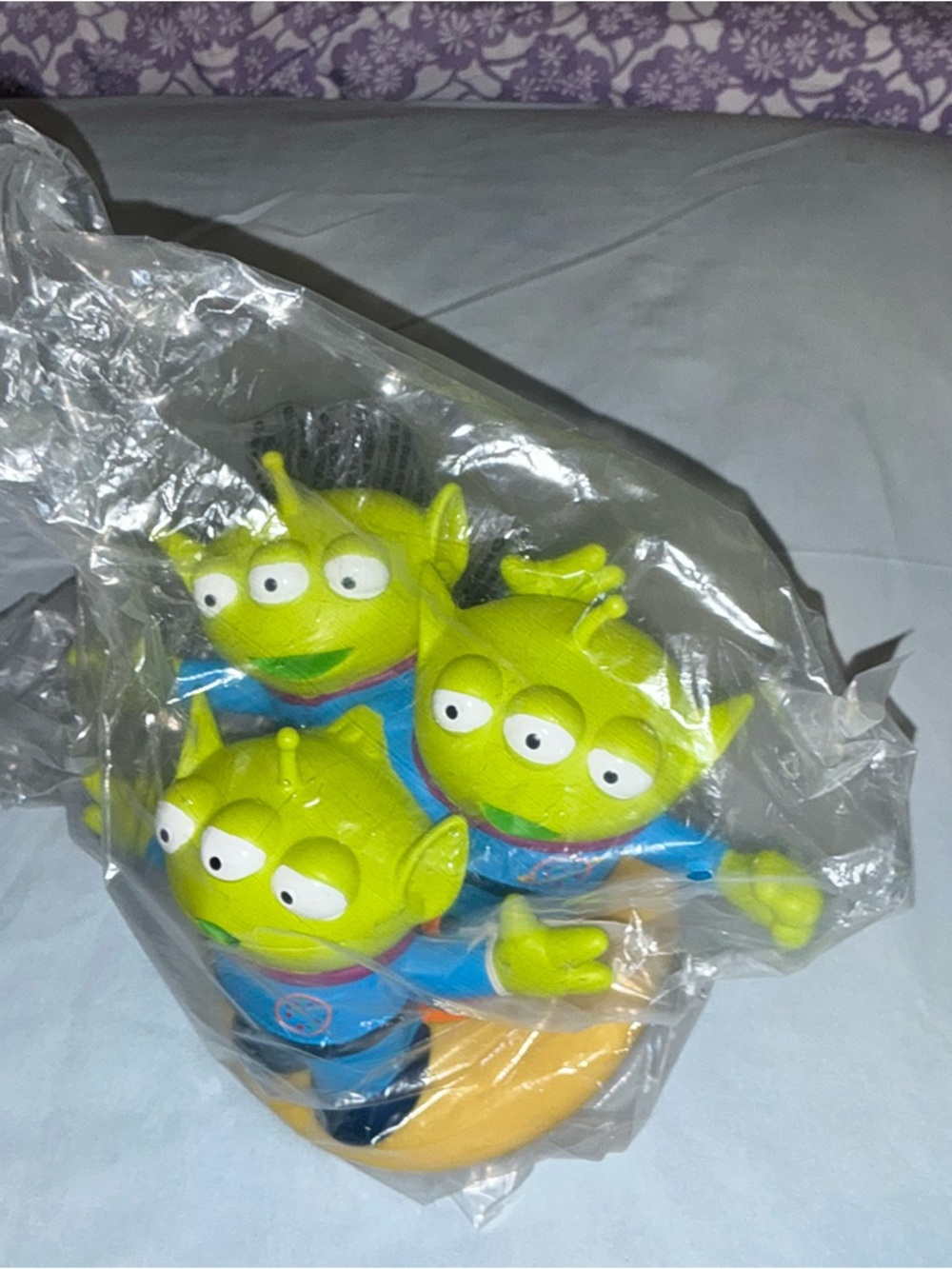 The Claw Green Alien Toy Coin Bank Blue Outfit Standing - Picture 4 of 16